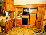 2009 Keystone Montana Photo #9