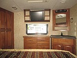 2009 Keystone Montana Photo #26