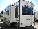 2015 Keystone Montana Photo #3