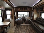 2016 Keystone Montana Photo #8
