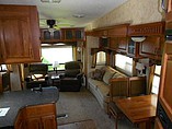 2010 Keystone Montana Photo #10