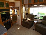 2010 Keystone Montana Photo #12