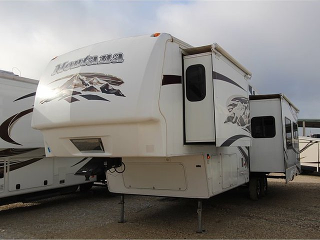 2008 Keystone Montana Photo