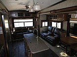 2016 Keystone Montana Photo #12