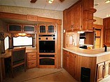2007 Keystone Montana Photo #4