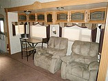 2005 Keystone Montana Photo #9