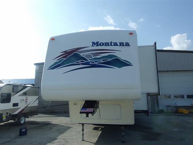 2000 Keystone Montana Photo