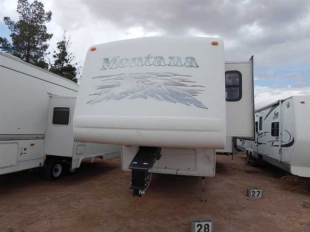 2003 Keystone Montana Photo