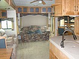 2007 Keystone Montana Photo #6