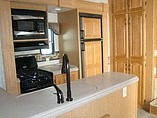 2007 Keystone Montana Photo #8
