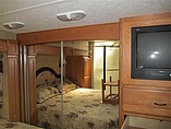 2009 Keystone Montana Photo #18