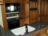 2009 Keystone Montana Photo #6