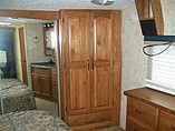 2009 Keystone Montana Photo #8