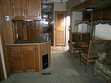 2009 Keystone Montana Photo #4