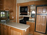 2009 Keystone Montana Photo #5