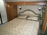2009 Keystone Montana Photo #8