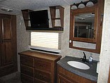 2010 Keystone Montana Photo #16