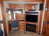 2010 Keystone Montana Photo #16