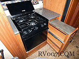 2010 Keystone Montana Photo #21