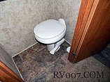 2011 Keystone Montana Photo #11