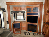 2011 Keystone Montana Photo #17