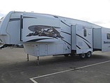 2007 Keystone Montana Photo #8