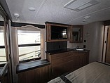 2015 Keystone Montana Photo #27