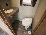 2016 Keystone Montana Photo #26