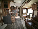 2015 Keystone Montana Photo #2