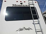 2015 Keystone Montana Photo #5