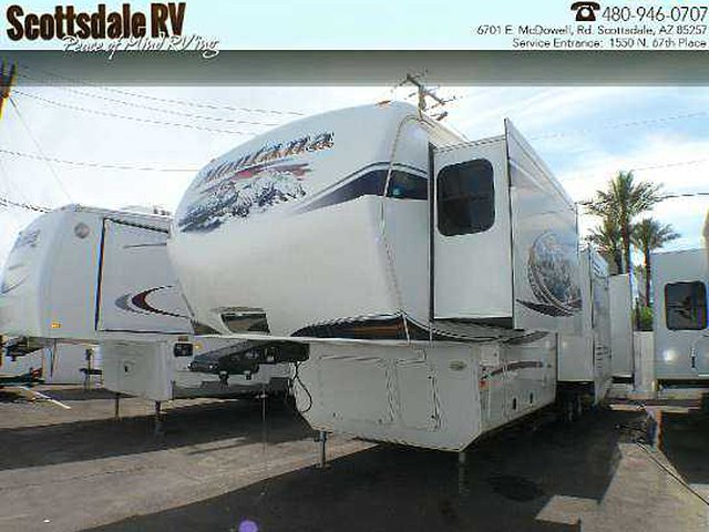 2011 Keystone Montana Photo