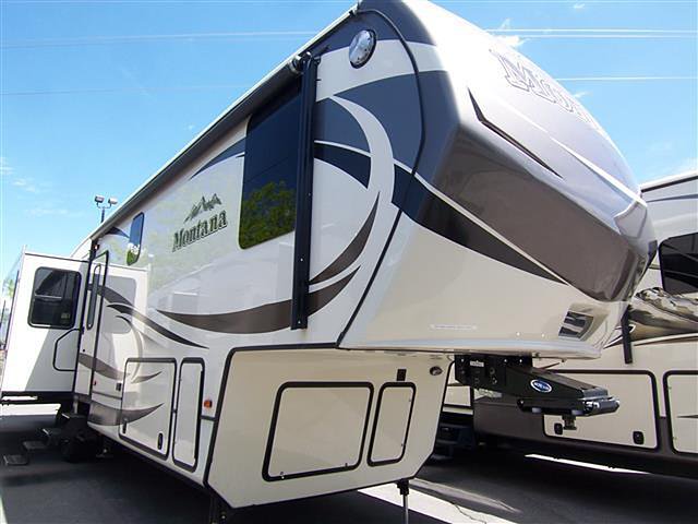 2015 Keystone Montana Photo