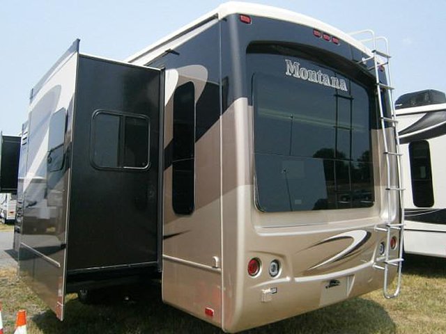 2015 Keystone Montana Photo
