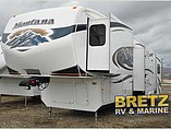 2009 Keystone Montana Photo #3