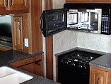2010 Keystone Montana Photo #18