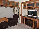 2011 Keystone Montana Photo #12