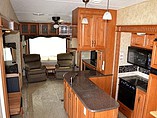 2011 Keystone Montana Photo #9