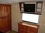 2011 Keystone Montana Photo #30