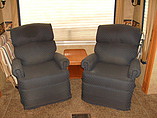2009 Keystone Montana Photo #9