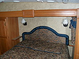 2009 Keystone Montana Photo #16