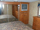 2009 Keystone Montana Photo #17