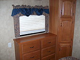 2009 Keystone Montana Photo #18