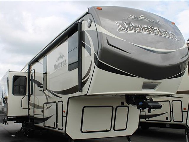 2015 Keystone Montana Photo