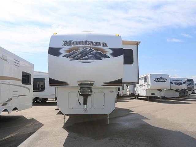 2011 Keystone Montana Photo