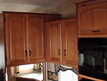 2007 Keystone Montana Photo #9