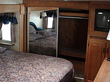 2007 Keystone Montana Photo #14