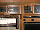 2008 Keystone Montana Photo #9