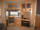 2007 Keystone Montana Photo #8