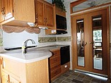 2005 Keystone Montana Photo #7