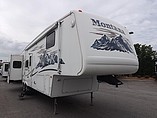 2006 Keystone Montana Photo #2